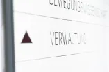 dekanat schild verwaltung.jpg