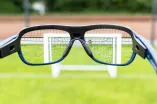 brille_fussball_unscharf.jpg