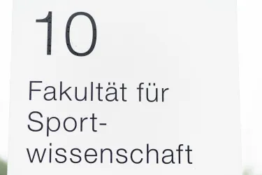 sportwiss_schild-1.jpg